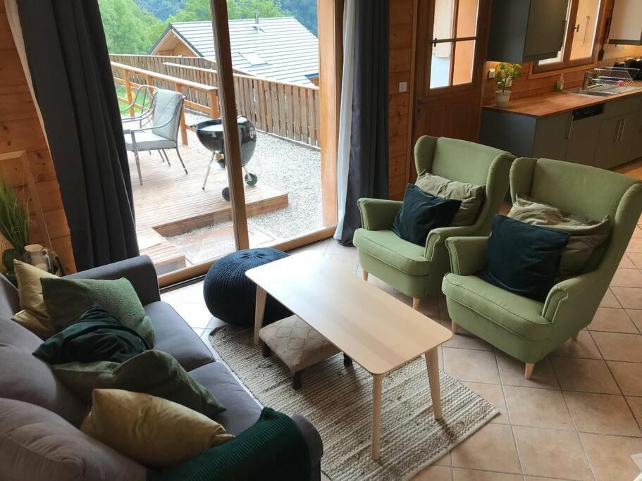 Allemond - Restful 2 Bed Apartment For Ski, Cycle & Family Экстерьер фото